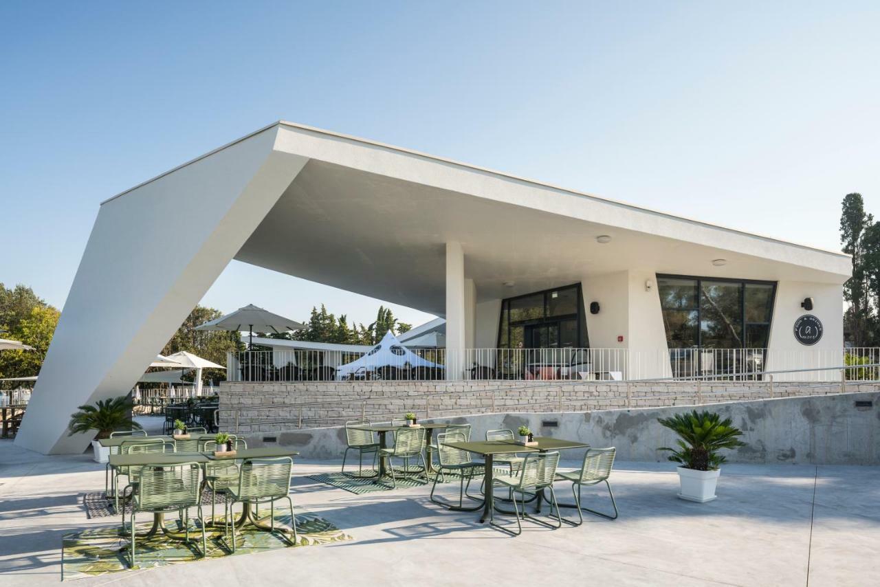 Falkensteiner Premium Mobile Homes And Camping Zadar Eksteriør billede The new building of the museum
